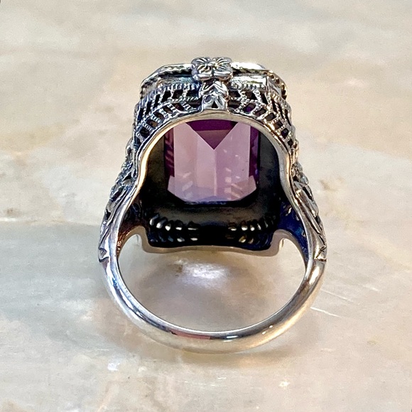 Spectacular Vintage Filigree Sterling Silver and Amethyst Statement Ring - Picture 4 of 5